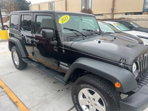 Used 2013 Jeep Wrangler Unlimited Sport image 4