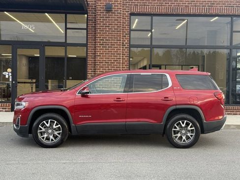 Used 2022 GMC Acadia SLE image 3