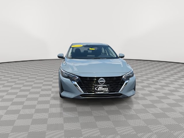 Used 2024 Nissan Sentra SV FWD image 4