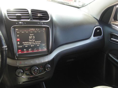 Used 2017 Dodge Journey Crossroad image 6