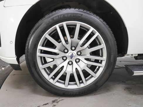 Used 2022 Ford Expedition Max Platinum AWD/4WD image 31