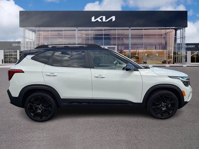 Certified 2024 Kia Seltos X-Line AWD/4WD image 7