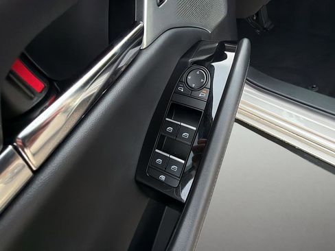 Certified 2025 MAZDA MAZDA3 2.5 Turbo Premium Plus Package image 6