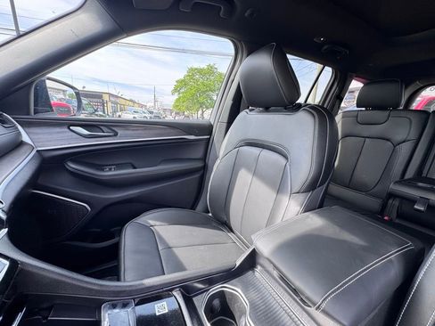 New 2026 Jeep Grand Cherokee Limited AWD/4WD image 14