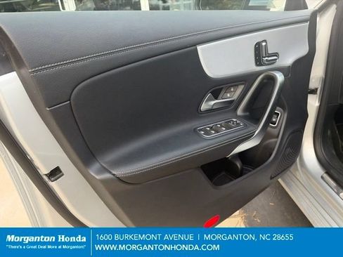 Used 2025 Mercedes-Benz CLA 250 4MATIC image 14