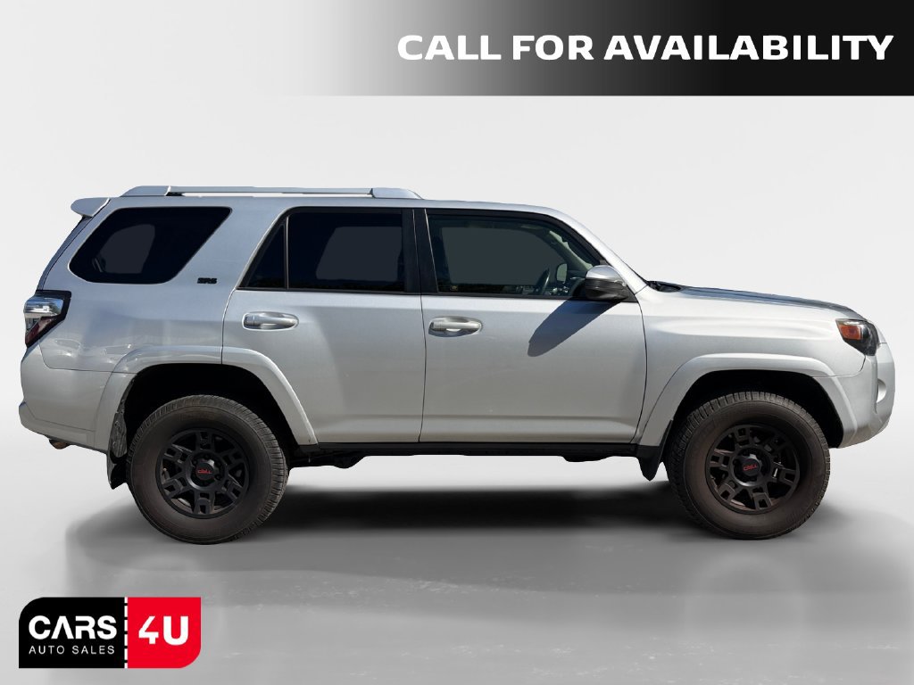 Used 2016 Toyota 4Runner SR5 AWD/4WD image 8