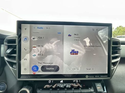 Used 2024 Toyota Tundra Limited image 13