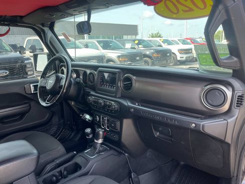 Used 2020 Jeep Wrangler Unlimited Sport S AWD/4WD image 18