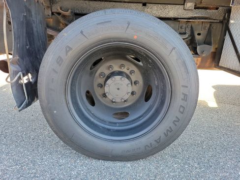 Used 2016 Ford F450 XL w/ Snow Plow Prep Package RWD image 6