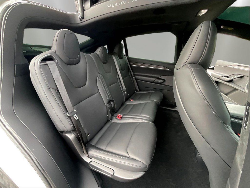 Used 2024 Tesla Model X AWD/4WD image 25