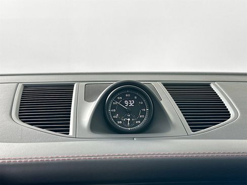 New 2025 Porsche Macan Turbo image 24