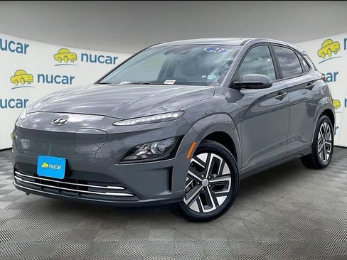 Used 2023 Hyundai Kona SE w/ Cargo Package FWD image 3