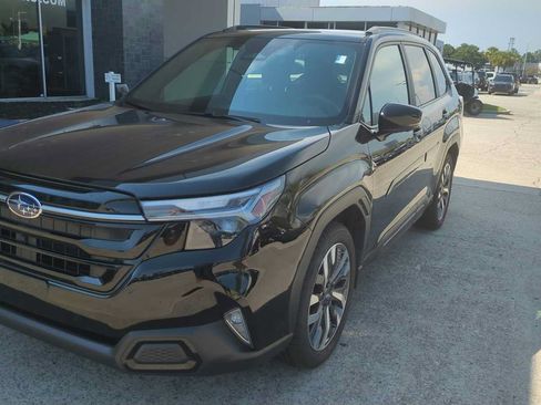 Certified 2026 Subaru Forester Touring w/ Touring Package AWD/4WD image 31