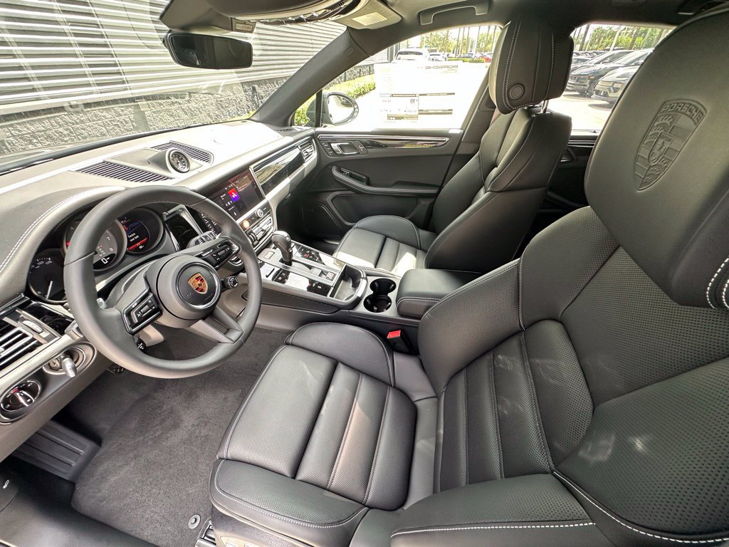 Used 2026 Porsche Macan S AWD/4WD image 4