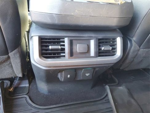 Used 2022 Ford F150 Lariat w/ Equipment Group 501A Mid image 32