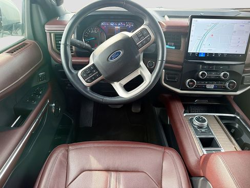 Certified 2023 Ford Expedition Limited image 25