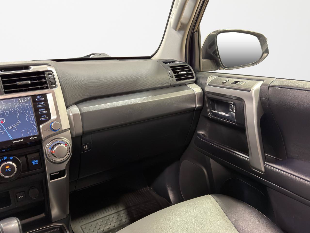 Used 2022 Toyota 4Runner SR5 Premium RWD image 26