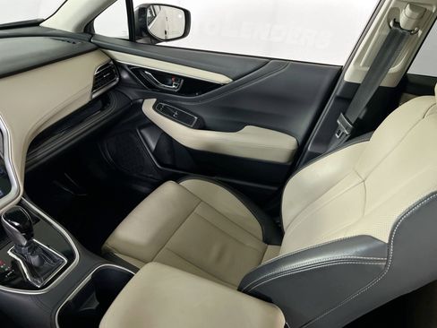 Used 2022 Subaru Outback Limited image 25