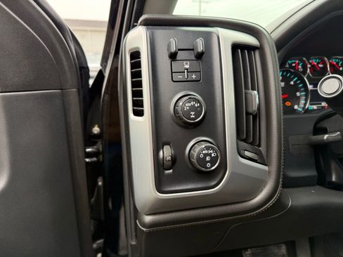 Used 2017 GMC Sierra 1500 SLE w/ SLE Value Package AWD/4WD image 25