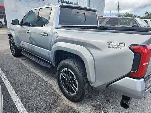 Used 2024 Toyota Tacoma TRD Sport w/ TRD Sport Upgrade Package RWD image 16
