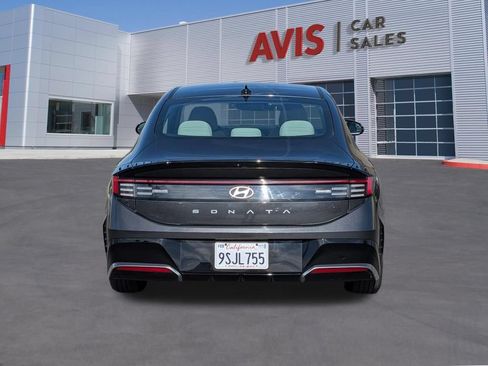 Used 2025 Hyundai Sonata SEL FWD image 7