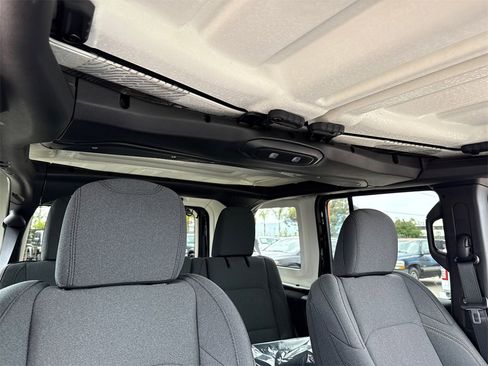 New 2025 Jeep Wrangler Sahara w/ Safety Group image 17