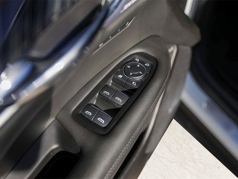 Certified 2024 Cadillac XT6 Premium Luxury w/ Technology Package image 35