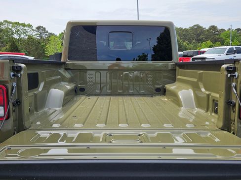 New 2026 Jeep Gladiator Sport image 26