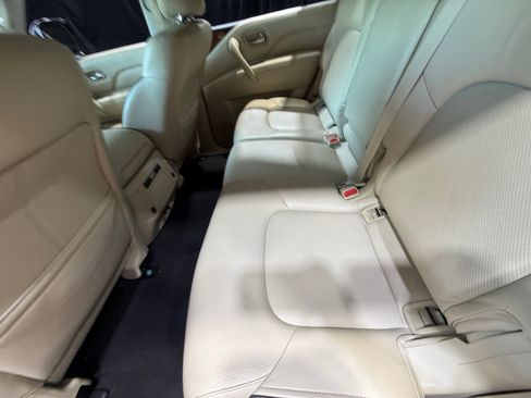 Used 2019 INFINITI QX80 Luxe w/ Proassist Package RWD image 17