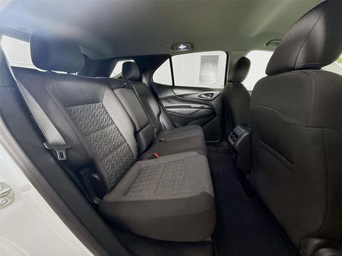 Used 2023 Chevrolet Equinox LT image 27