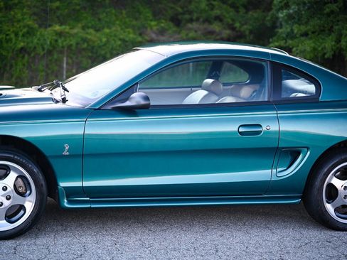 Used 1997 Ford Mustang Cobra image 10