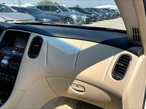Used 2016 INFINITI QX50 AWD w/ Technology Package image 19