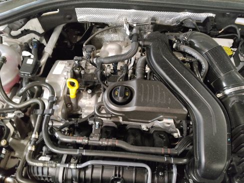 Used 2025 Volkswagen Jetta S FWD image 30