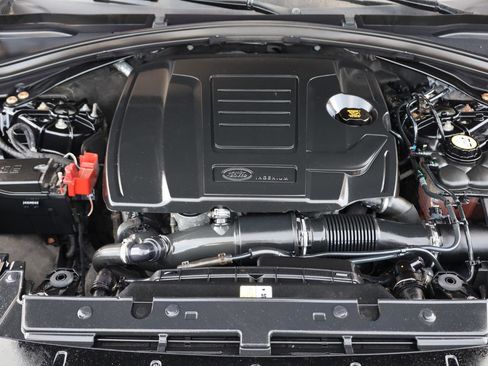 Used 2020 Land Rover Range Rover Velar R-Dynamic S image 12