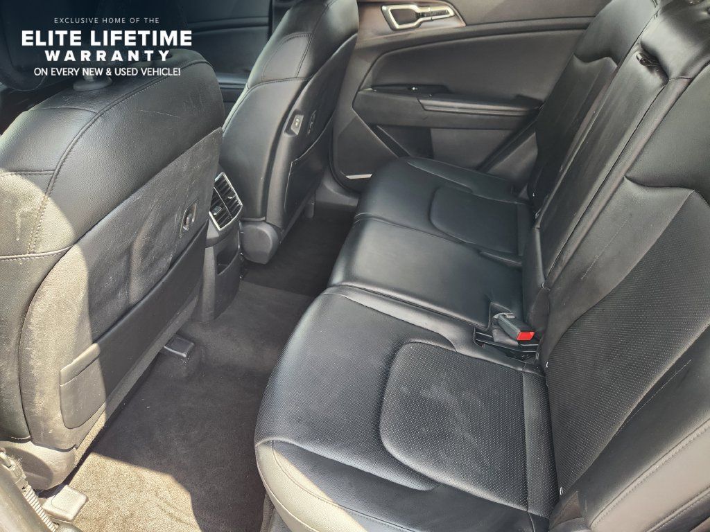 Used 2023 Kia Sportage EX FWD image 31