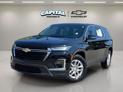 Used 2022 Chevrolet Traverse LS