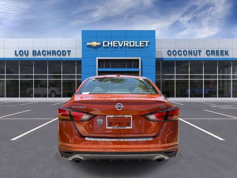 Used 2022 Nissan Altima 2.5 SR FWD image 7