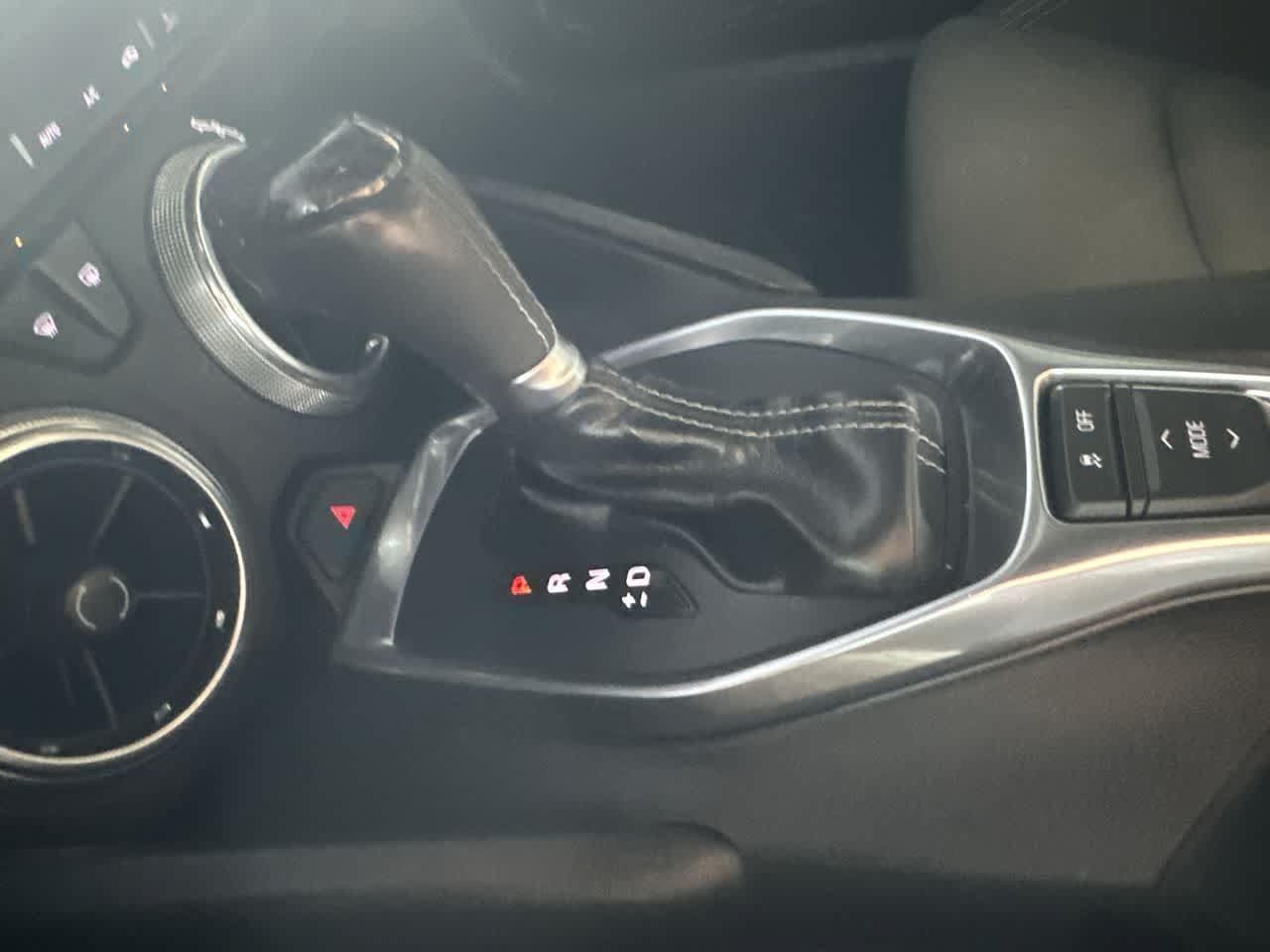 Used 2018 Chevrolet Camaro LT RWD image 21
