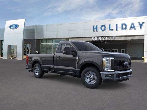 New 2025 Ford F250 XL w/ XL Chrome Package image 7
