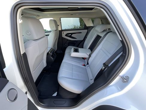 Used 2024 Land Rover Range Rover Evoque S image 28