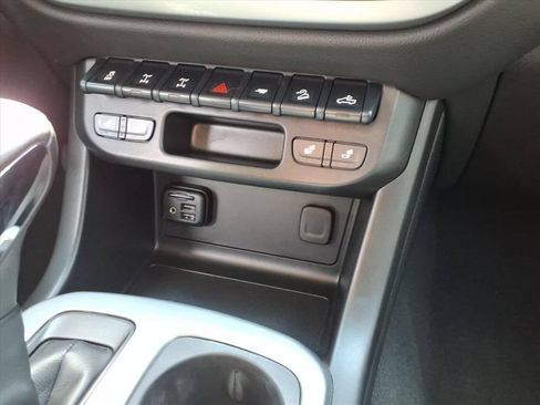 Used 2022 Chevrolet Colorado ZR2 w/ ZR2 Dusk Special Edition AWD/4WD image 28