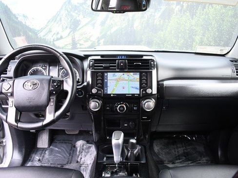 Certified 2021 Toyota 4Runner TRD Off-Road Premium image 18