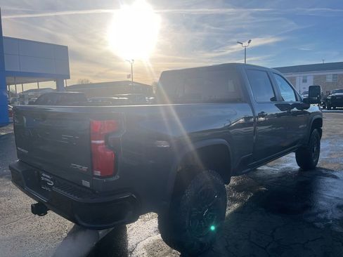New 2026 Chevrolet Silverado 2500 ZR2 image 6