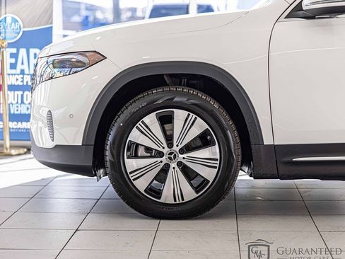 Used 2024 Mercedes-Benz EQB 300 4MATIC w/ Winter Package image 9