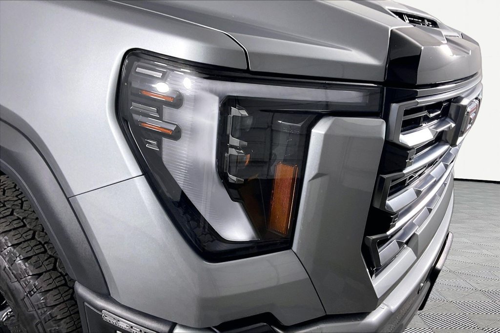 Certified 2025 GMC Sierra 2500 AT4 w/ AT4 Preferred Package AWD/4WD image 27