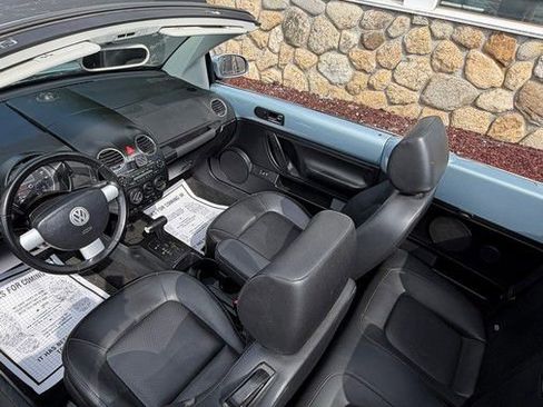 Used 2009 Volkswagen Beetle S FWD image 34