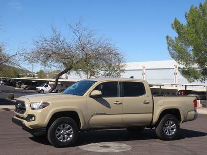 Used 2016 Toyota Tacoma SR5 w/ SR5 Appearance Package (SN)