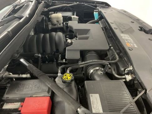 Used 2015 Chevrolet Silverado 1500 LTZ Z71 w/ Midnight Edition image 23