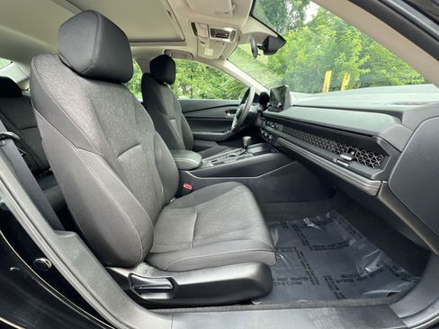 Used 2024 Honda Accord EX image 36