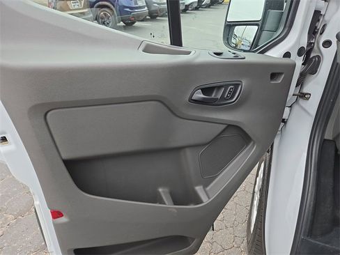 Used 2023 Ford Transit 350 XLT image 11